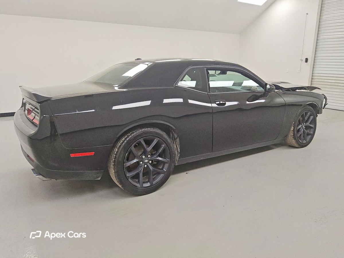 Dodge Challenger 2021