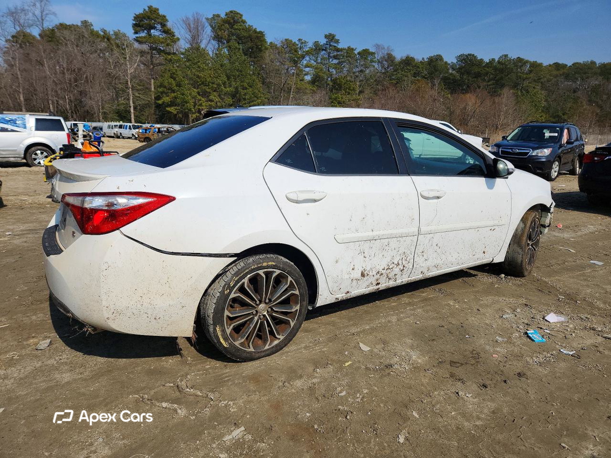 Toyota Corolla 2015