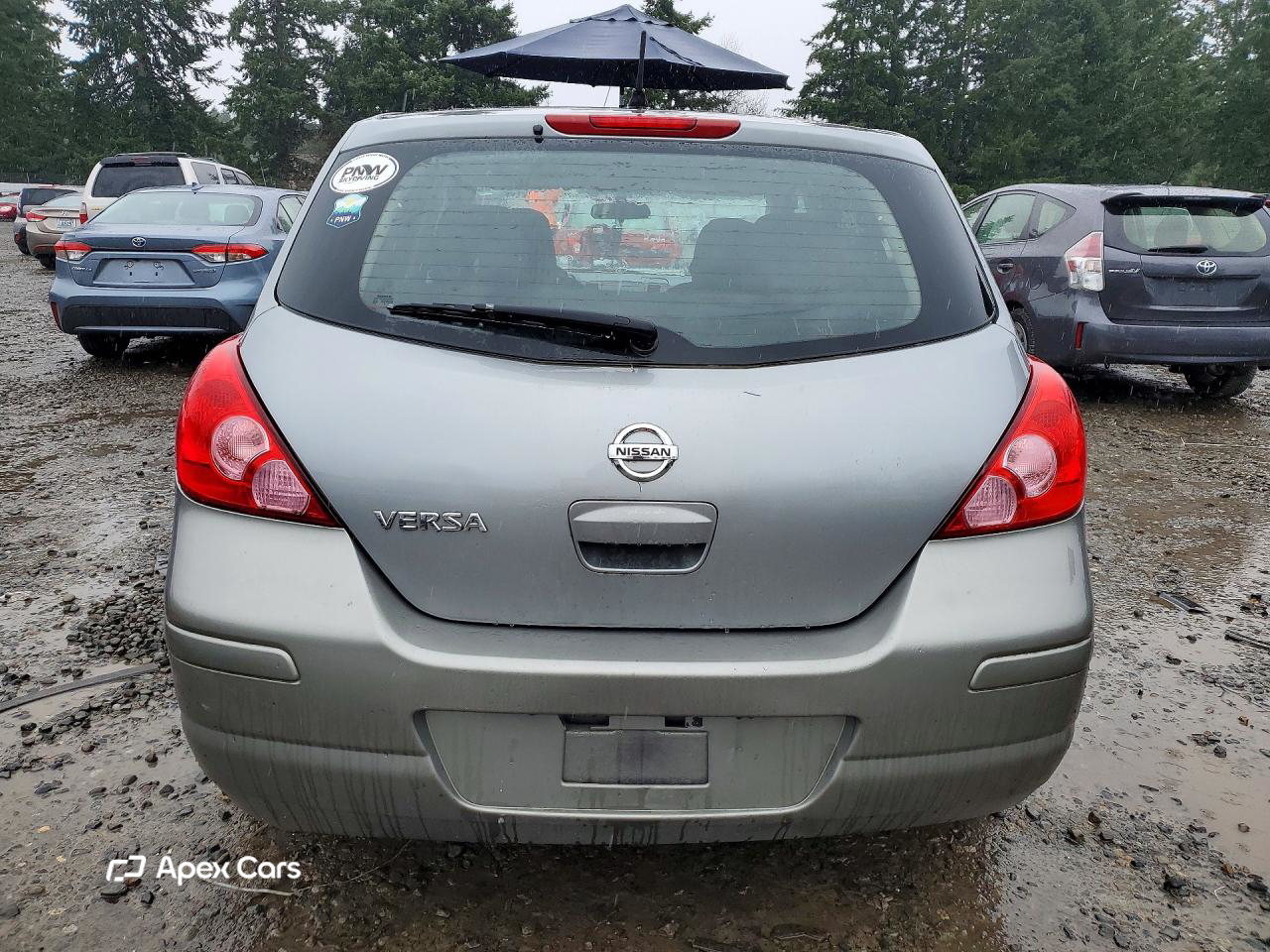 Nissan Versa 2011
