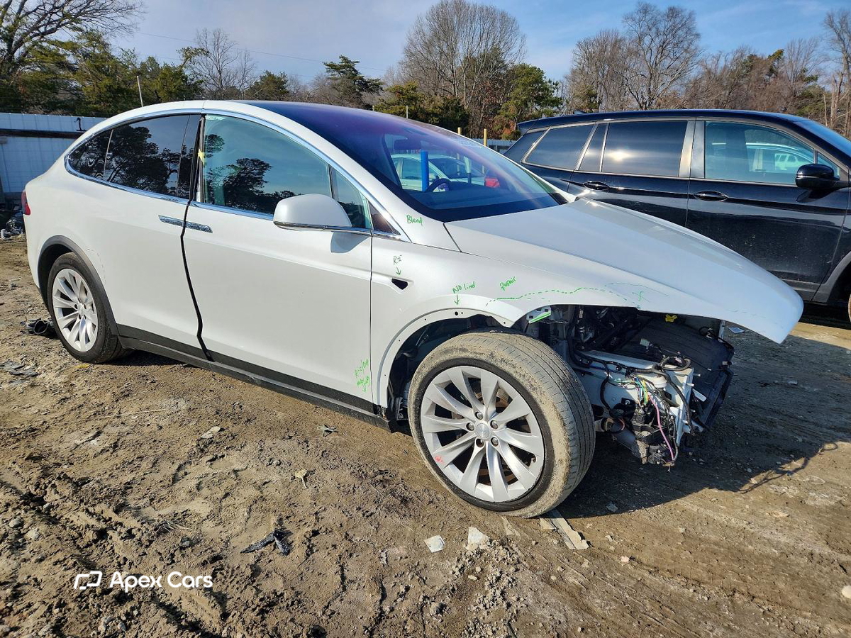 Tesla Model X 2016