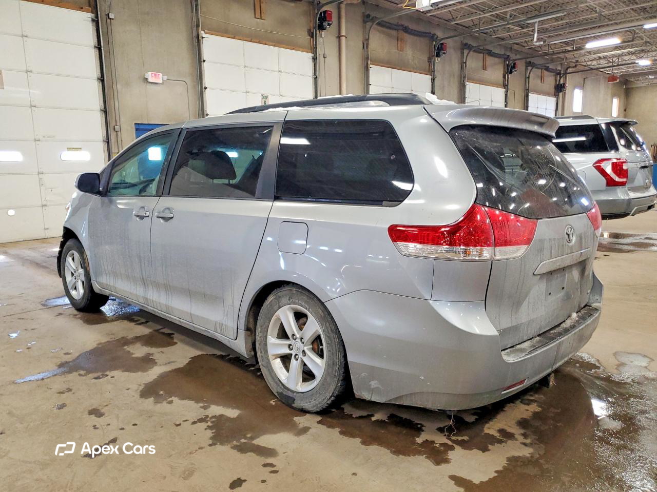 Toyota Sienna 2011