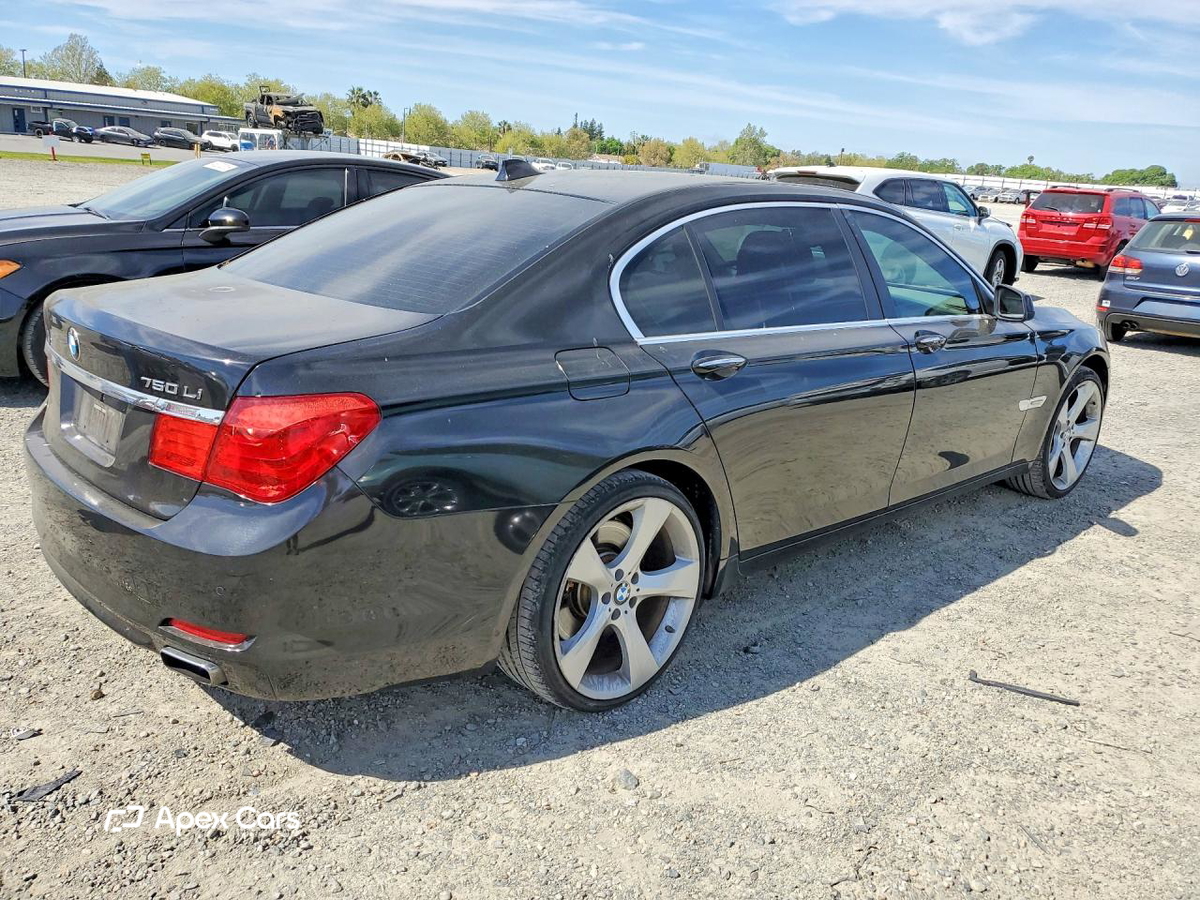 BMW Series 7 2010