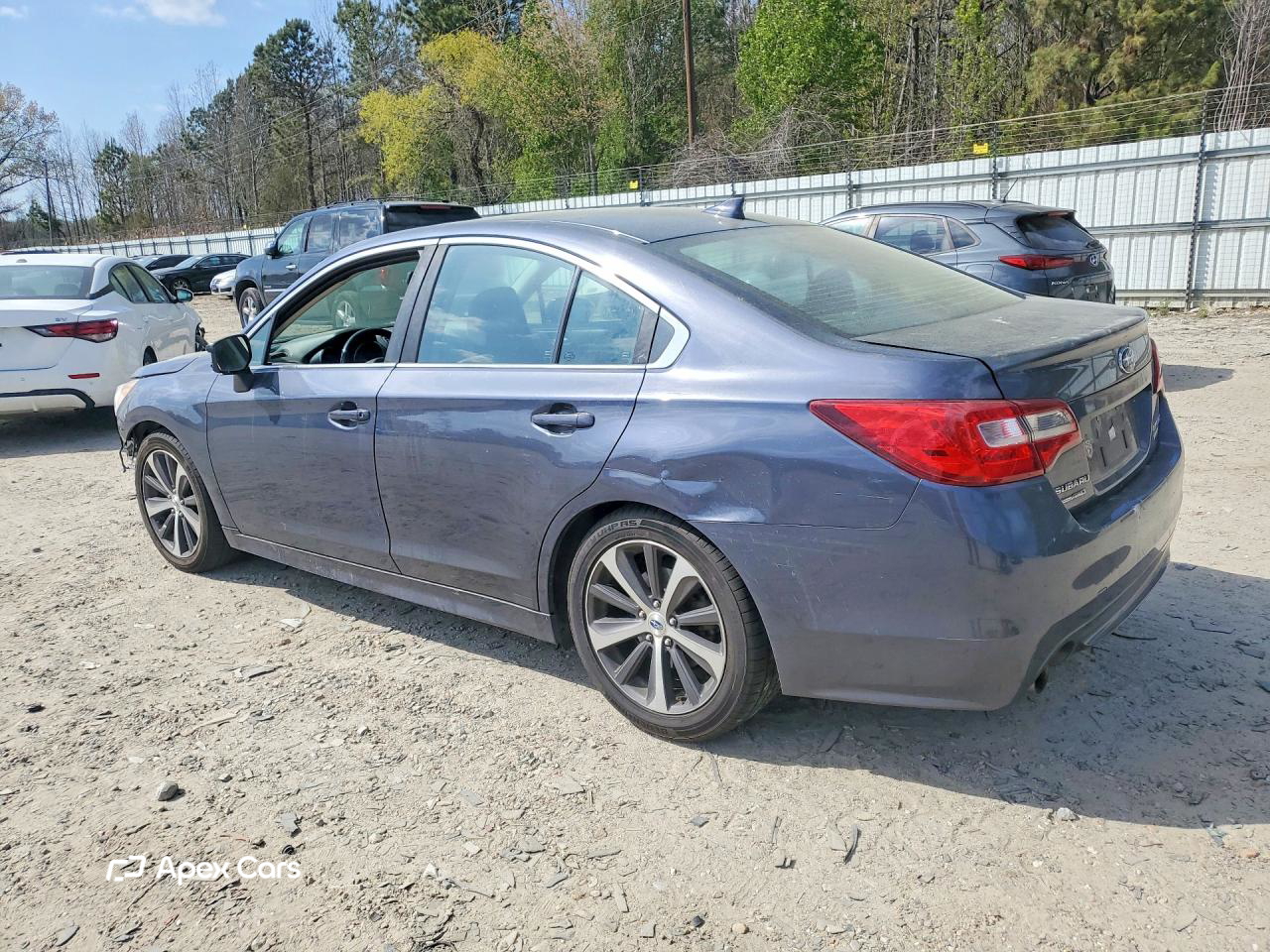 Subaru Legacy 2017