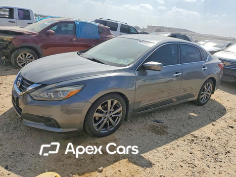 Nissan Altima 2018 - Image 1 of 11