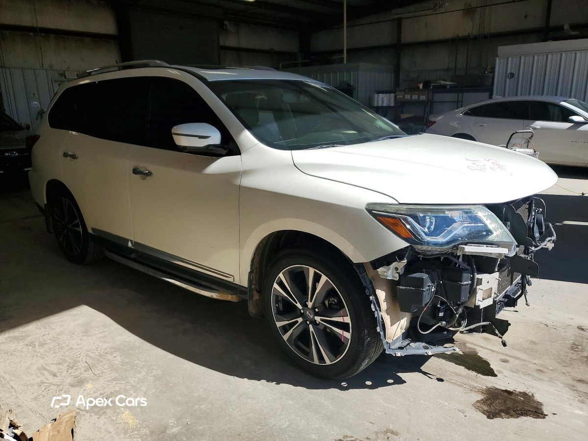 Nissan Pathfinder 2018
