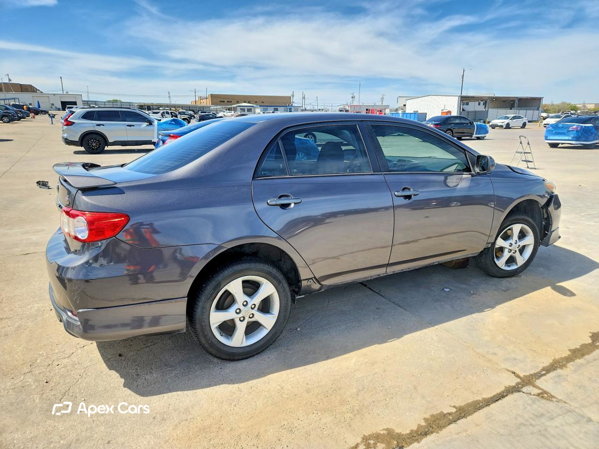Toyota Corolla 2013