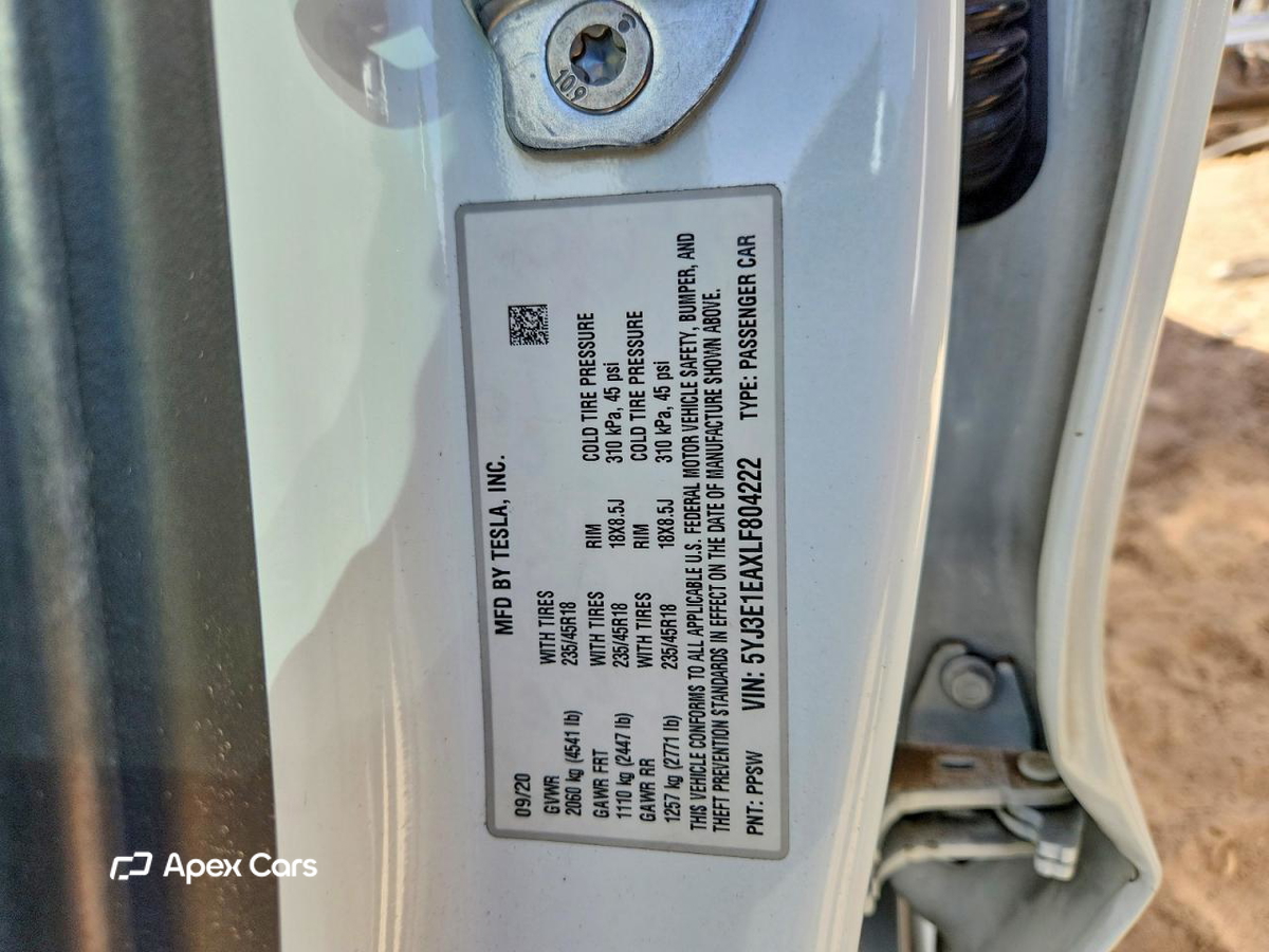 Tesla Model 3 2020