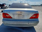 Lexus LS 2001