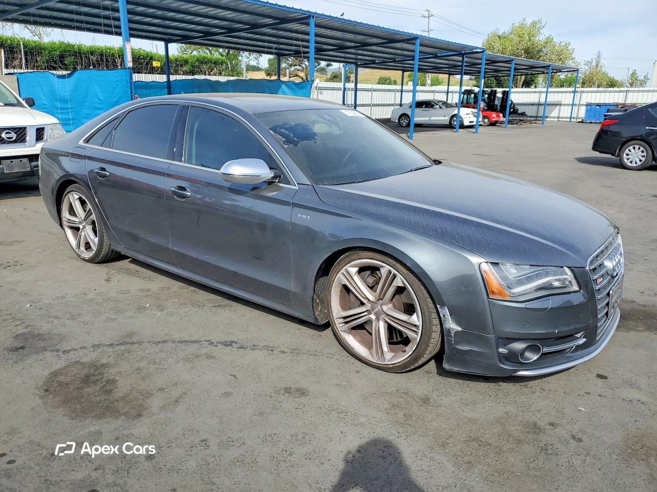 Audi S8 2013