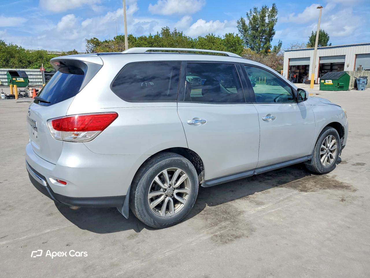 Nissan Pathfinder 2016
