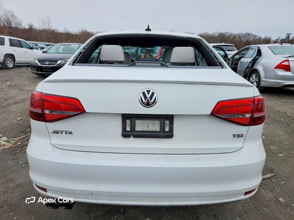 Volkswagen Jetta 2015