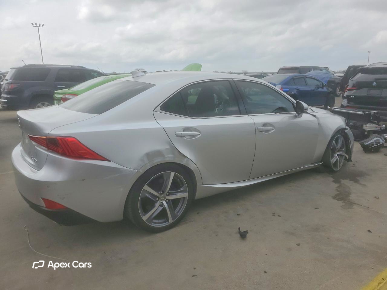 Lexus IS 2019