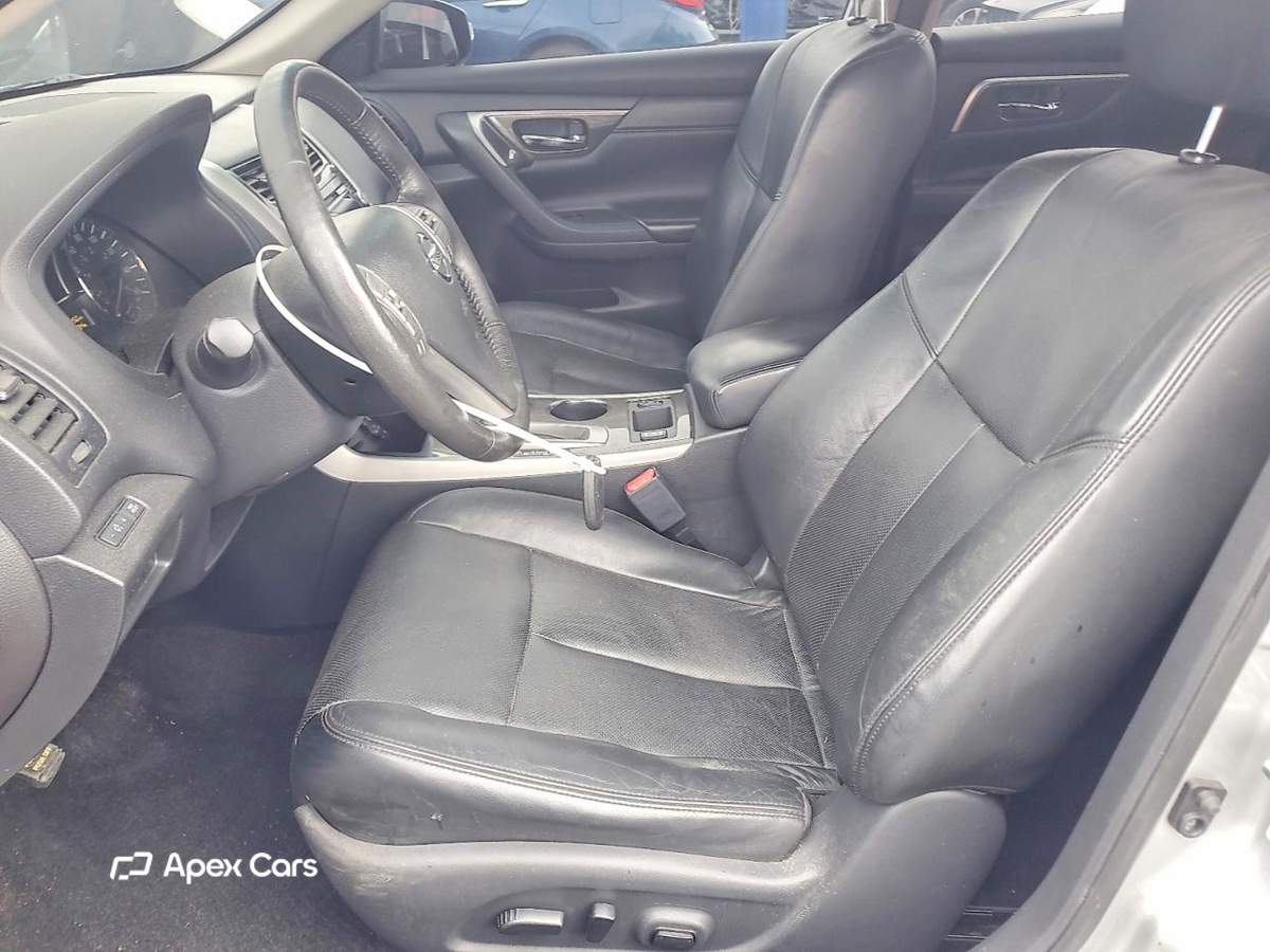 Nissan Altima 2015