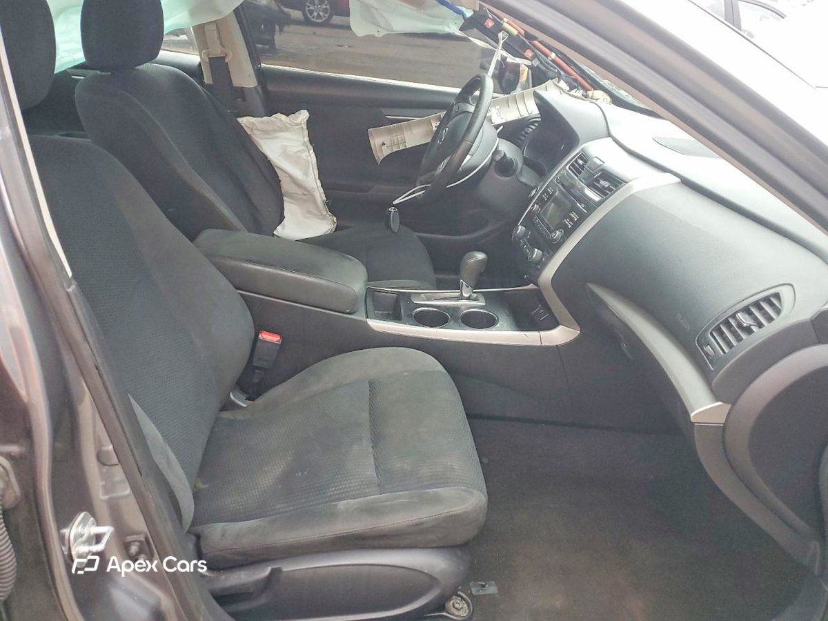 Nissan Altima 2015