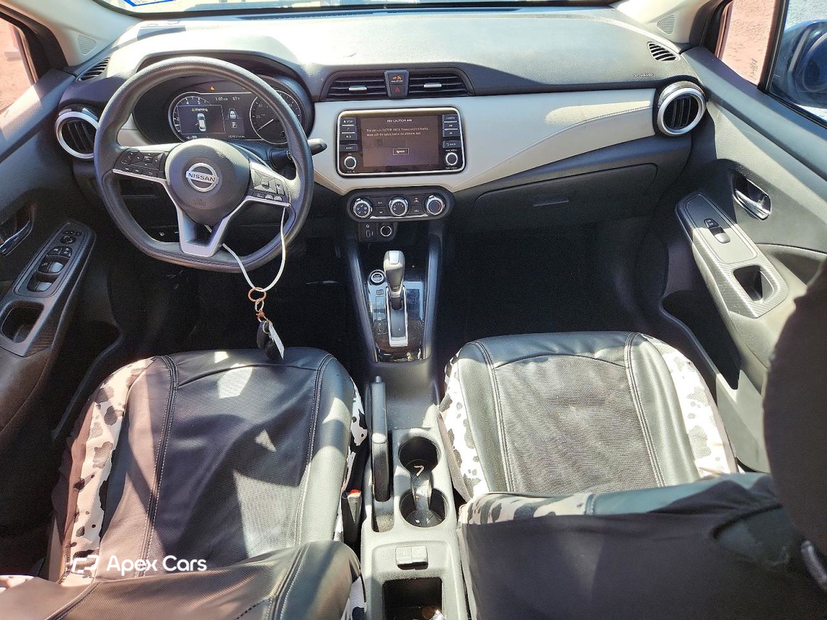 Nissan Versa 2021