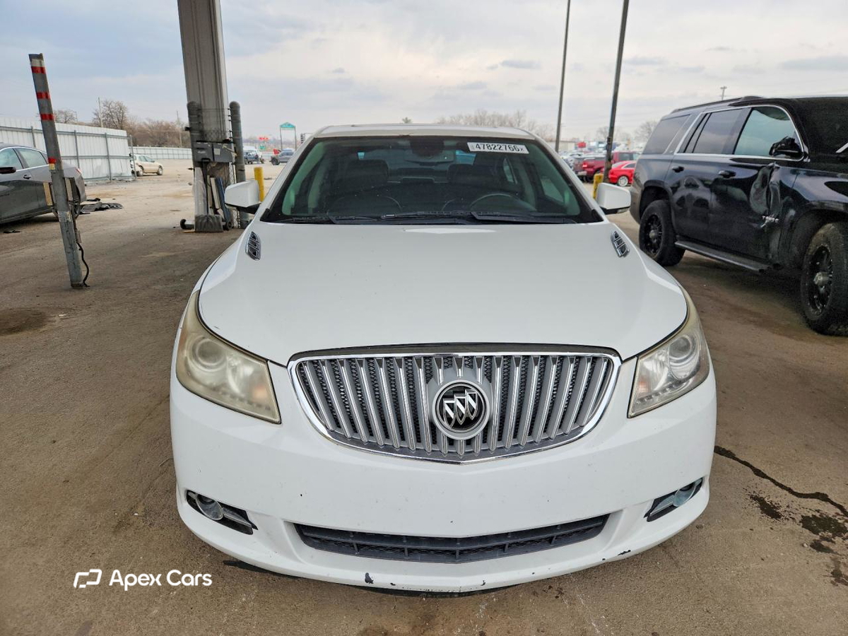 Buick LaCrosse 2011