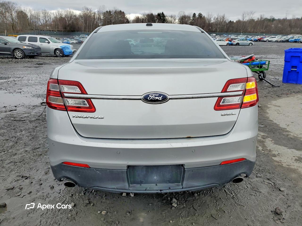 Ford Taurus 2013