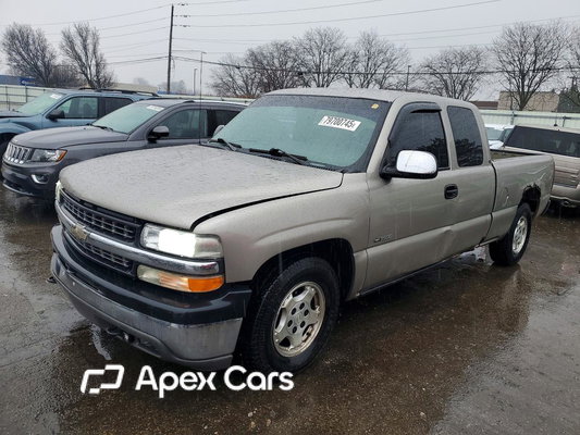 Chevrolet Silverado 2001 - Image 1 of 12