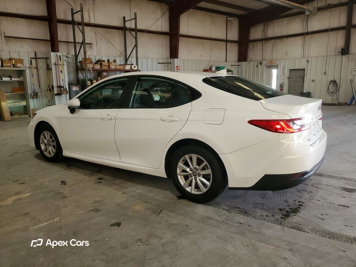 Toyota Camry 2025