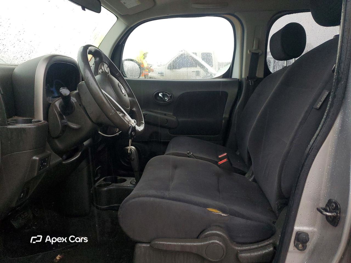 Nissan Cube 2011