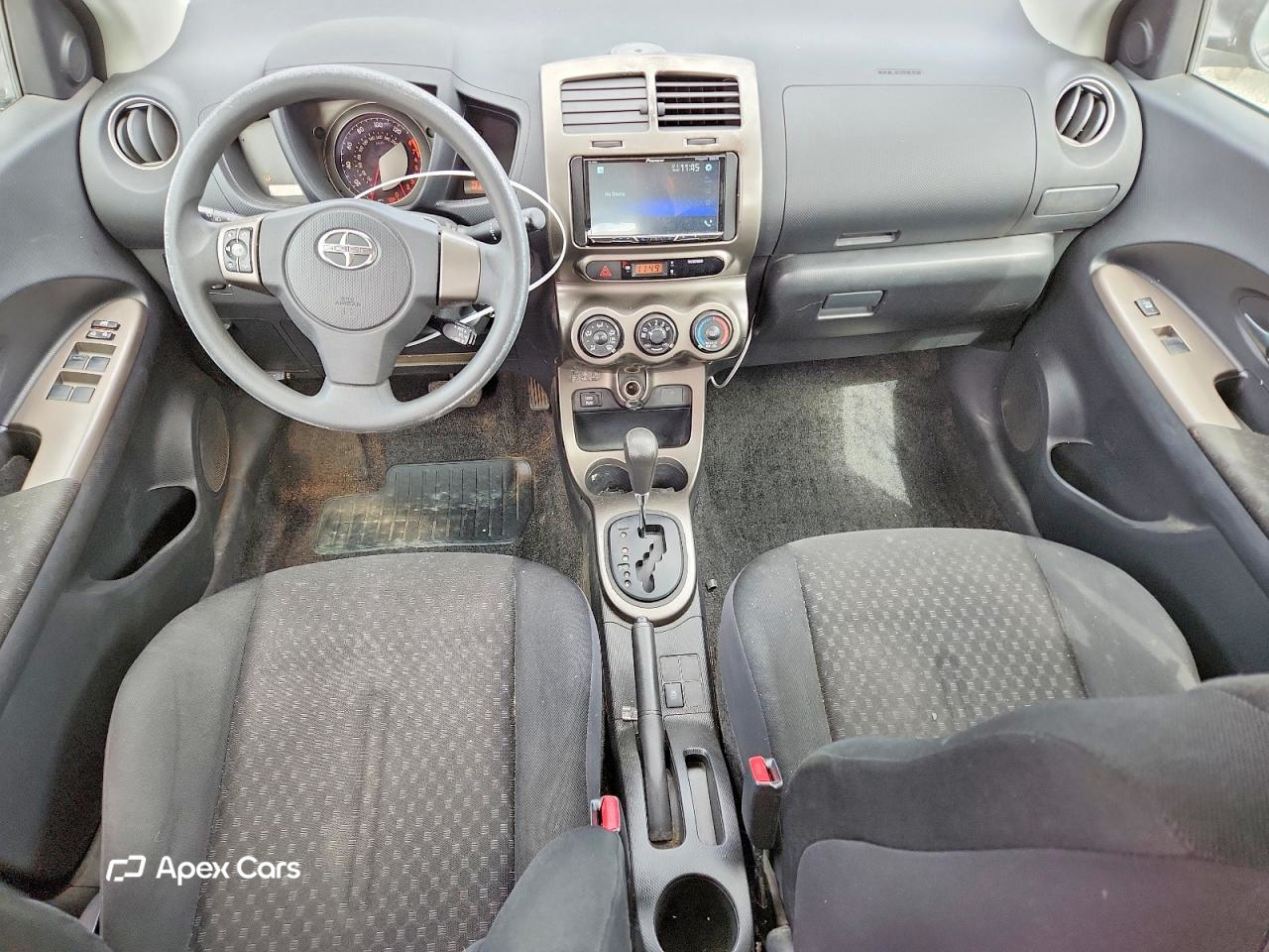Scion xD 2011