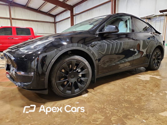 Tesla Model Y 2024 - Image 1 of 15