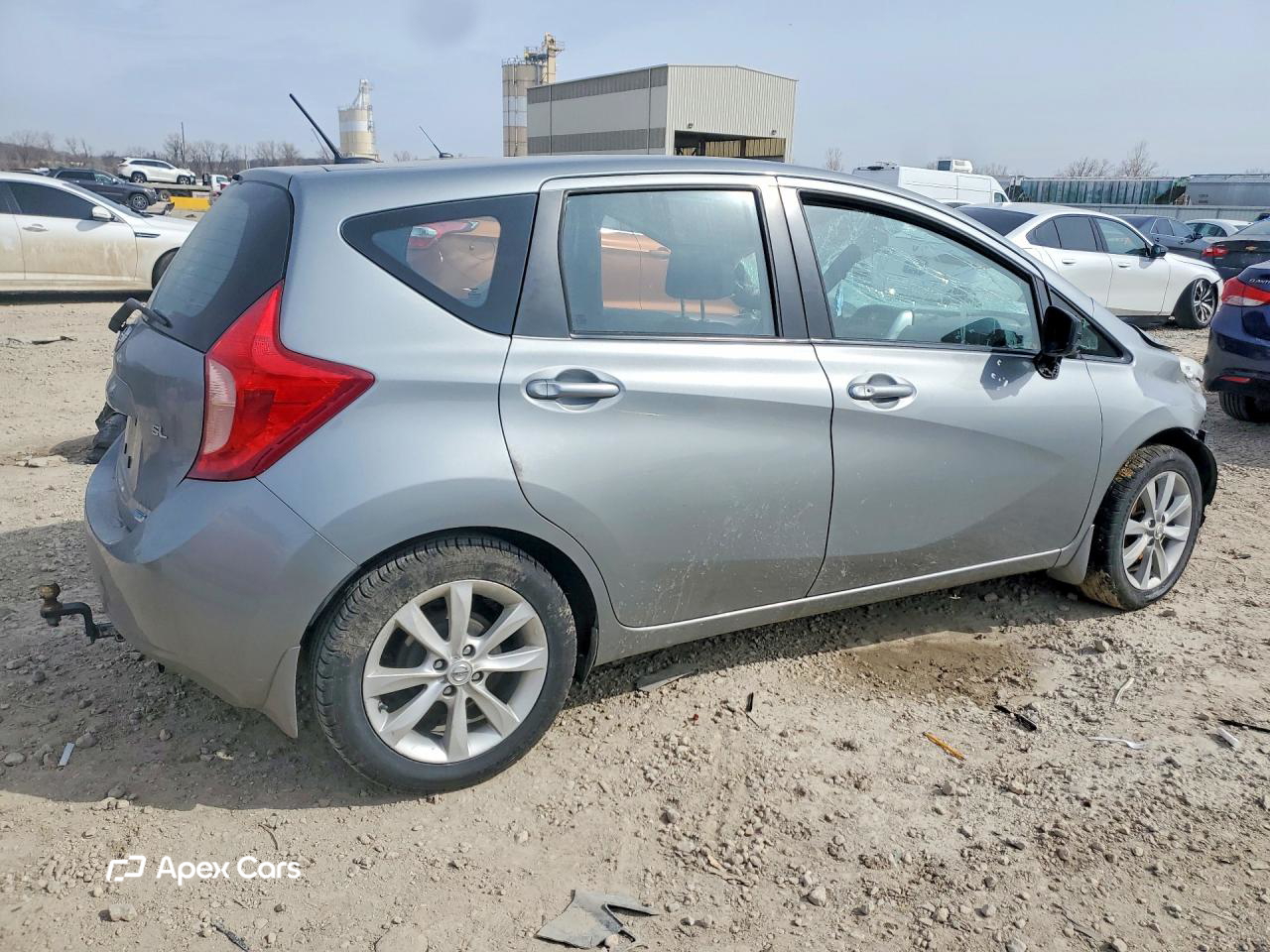 Nissan Versa 2015