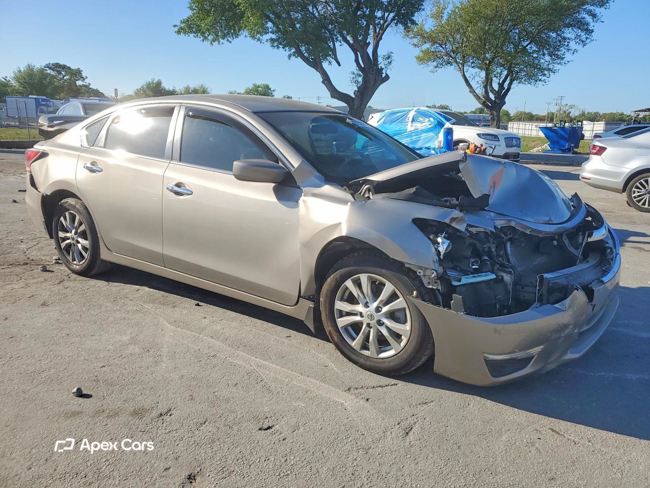 Nissan Altima 2015