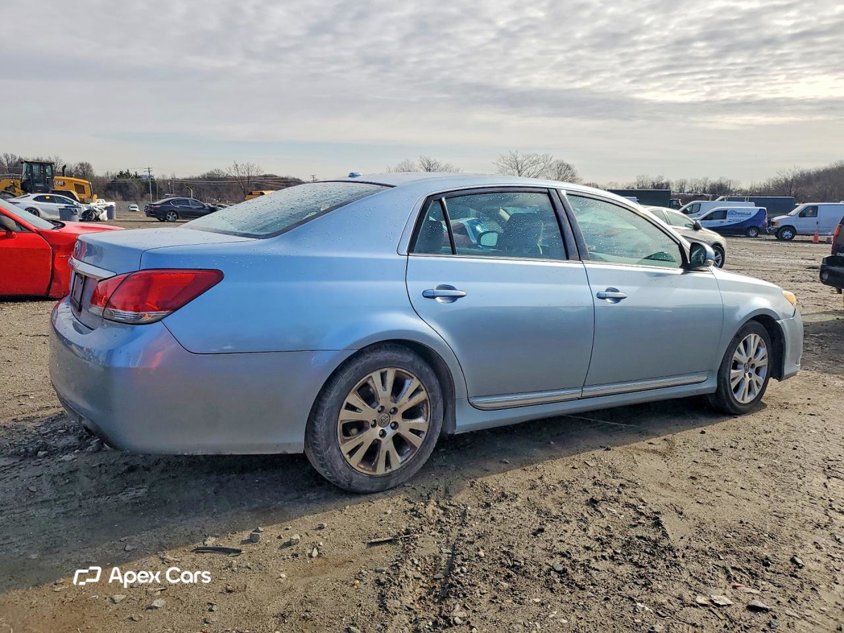 Toyota Avalon 2012