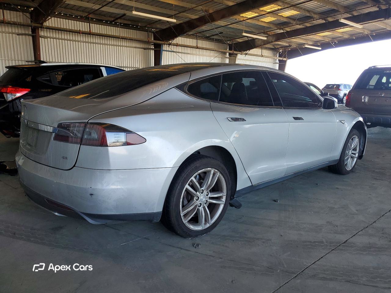 Tesla Model S 2013