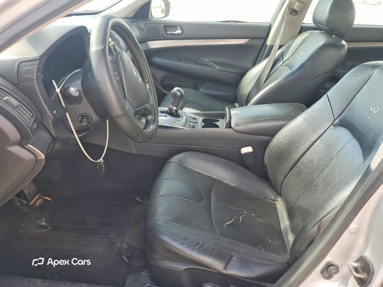 Infiniti G 2013