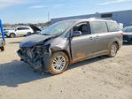 Toyota Sienna 2015