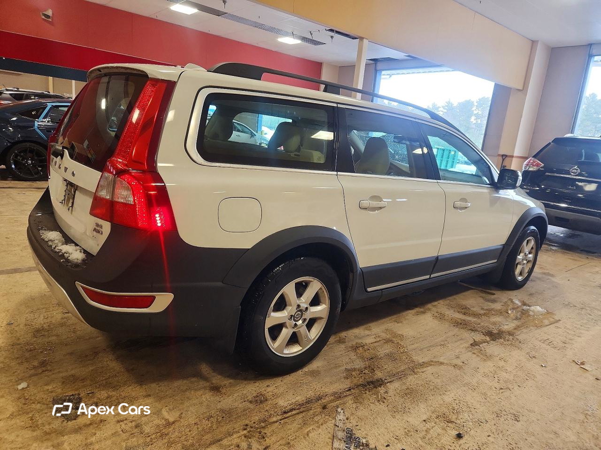 Volvo XC70 2010