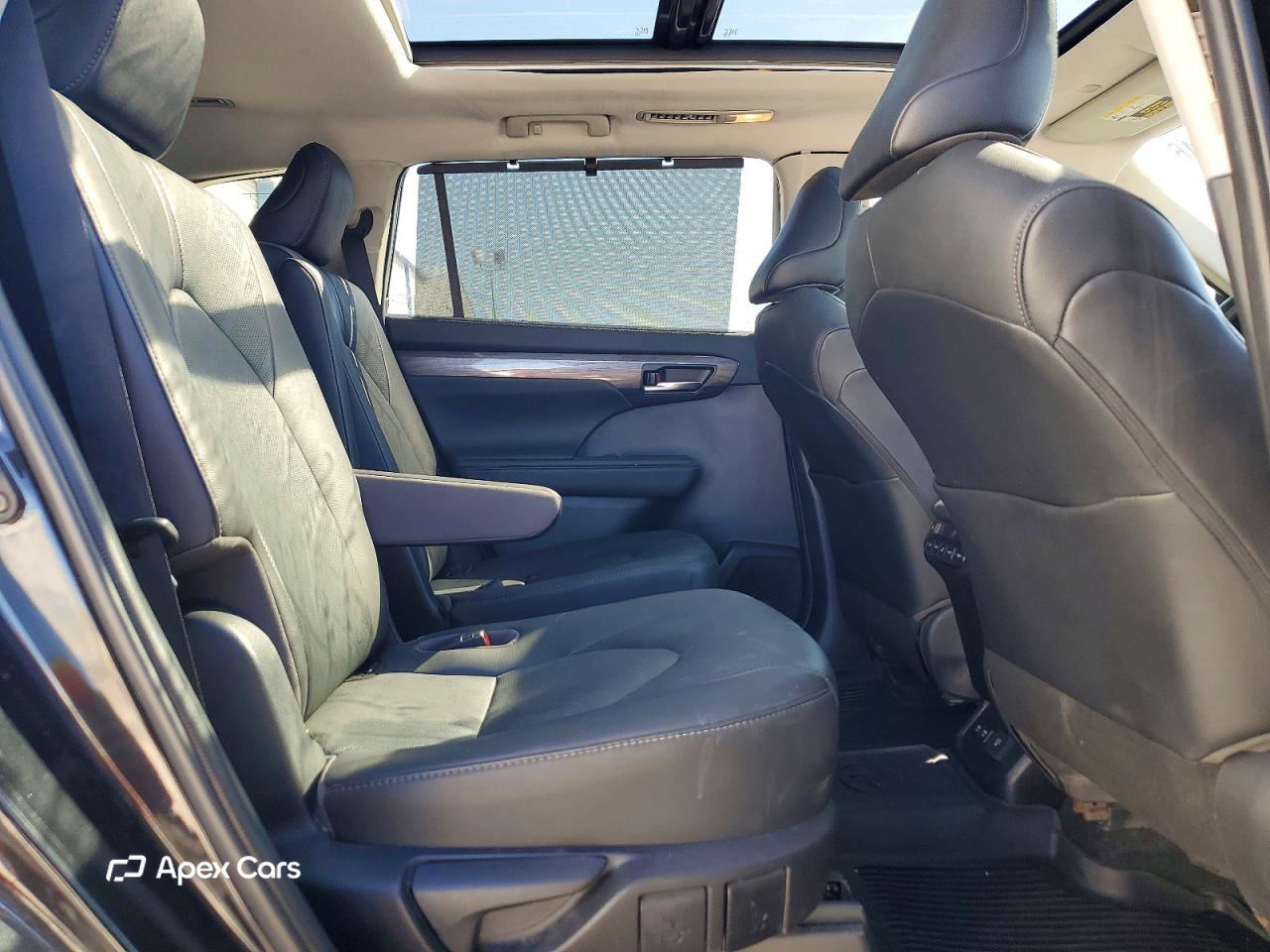 Toyota Highlander 2020