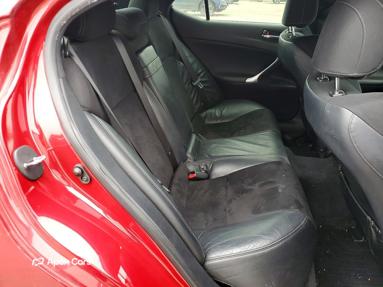 Lexus IS 2011