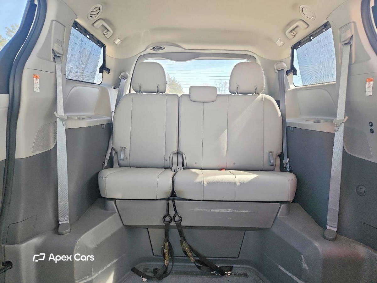 Toyota Sienna 2020