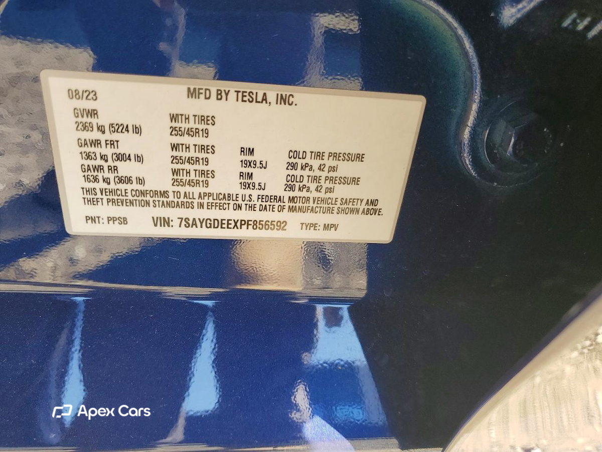 Tesla Model Y 2023
