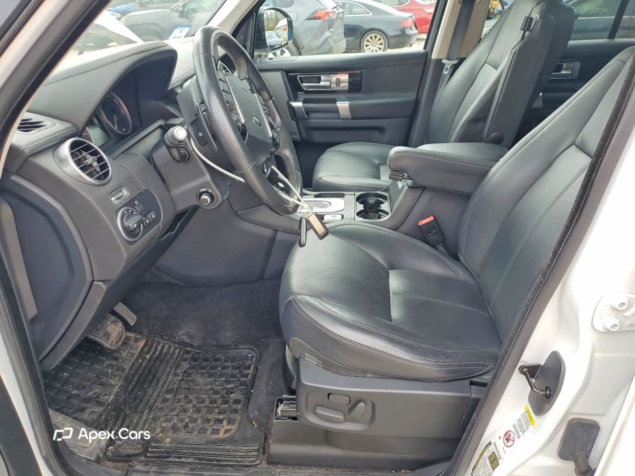 Land Rover LR4 2016