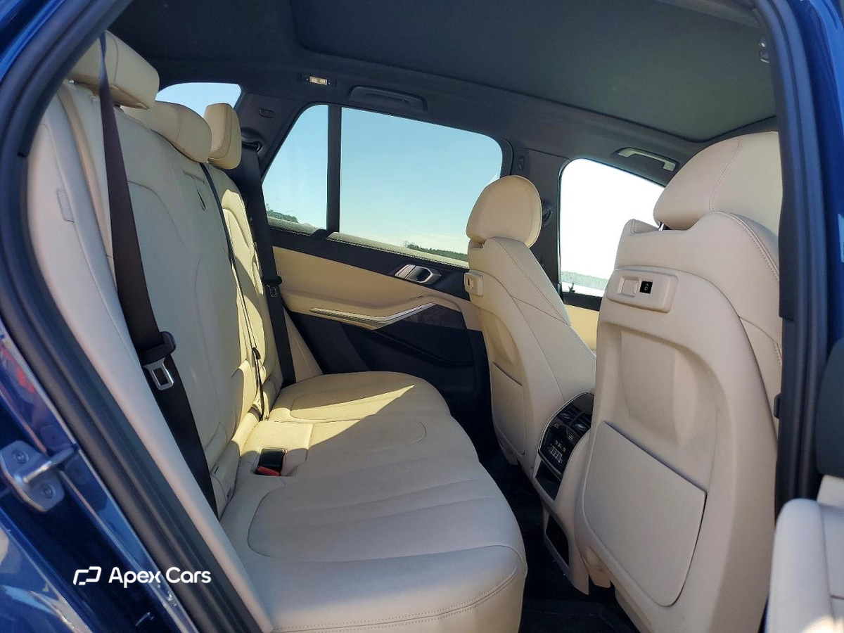 BMW X5 2021