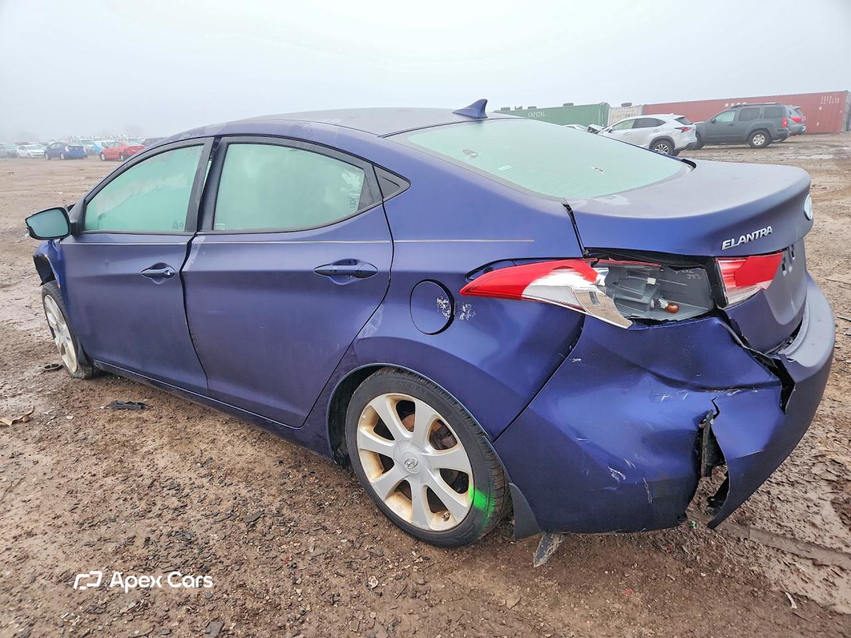 Hyundai Elantra 2013