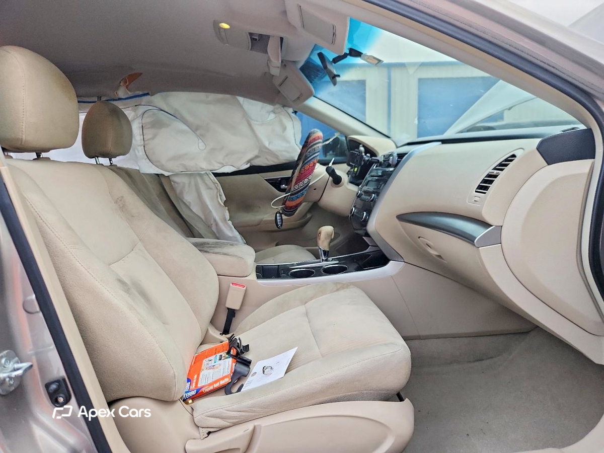 Nissan Altima 2013