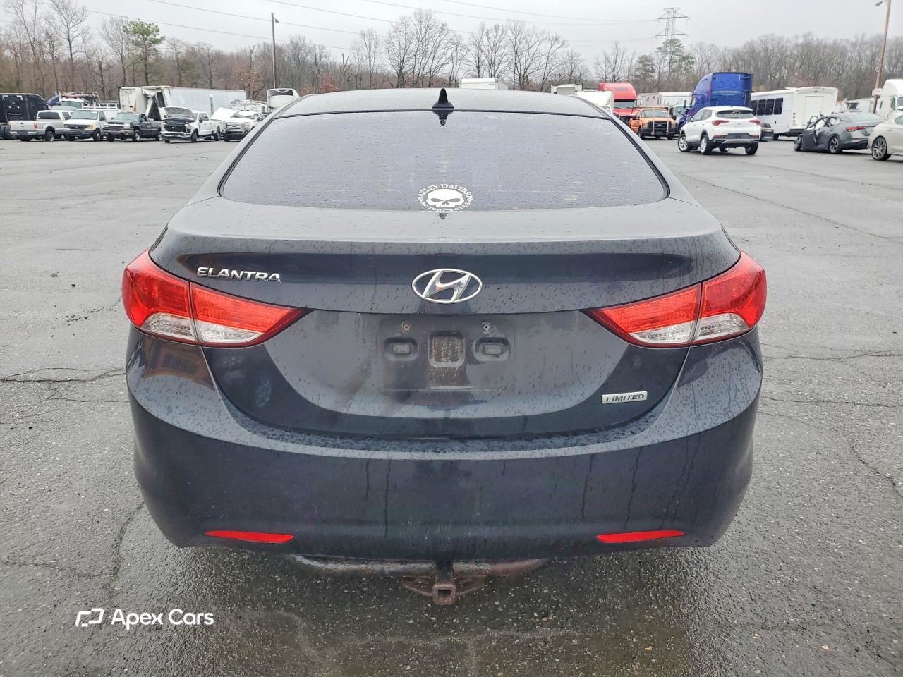 Hyundai Elantra 2012