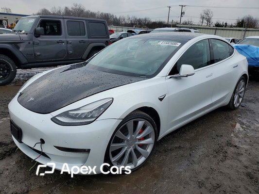 Tesla Model 3 2020 - Image 1 of 14