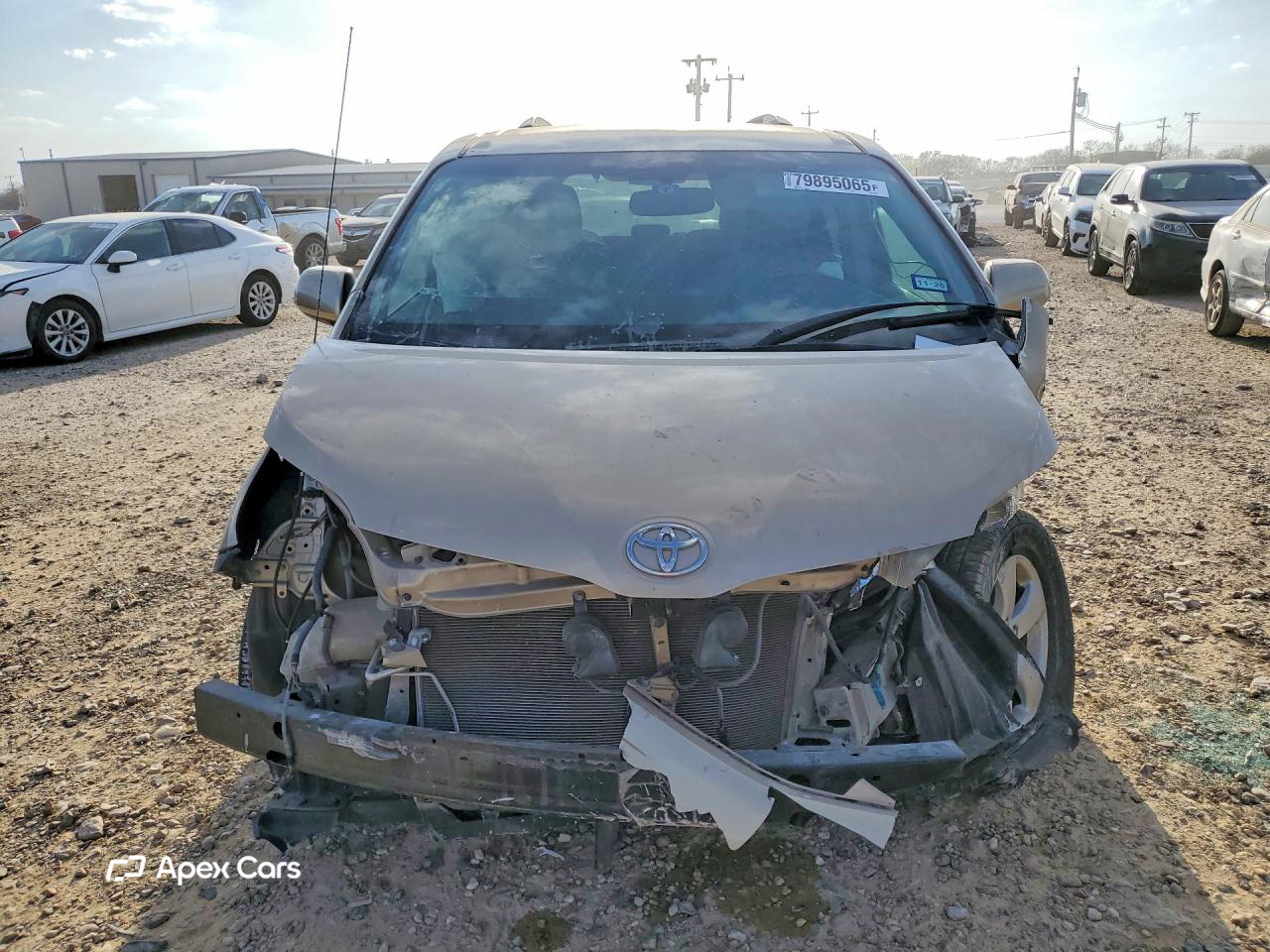 Toyota Sienna 2011