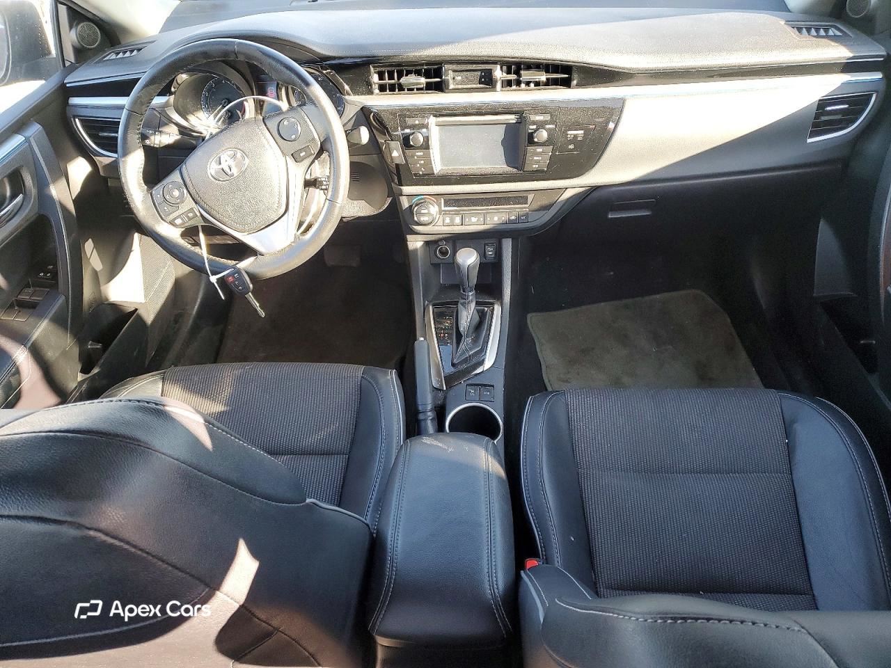 Toyota Corolla 2015