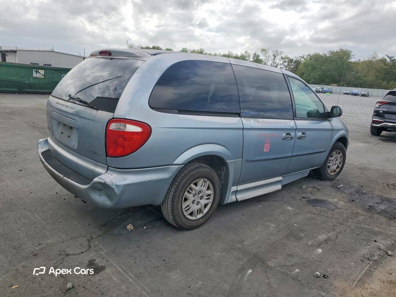 Dodge Caravan 2003