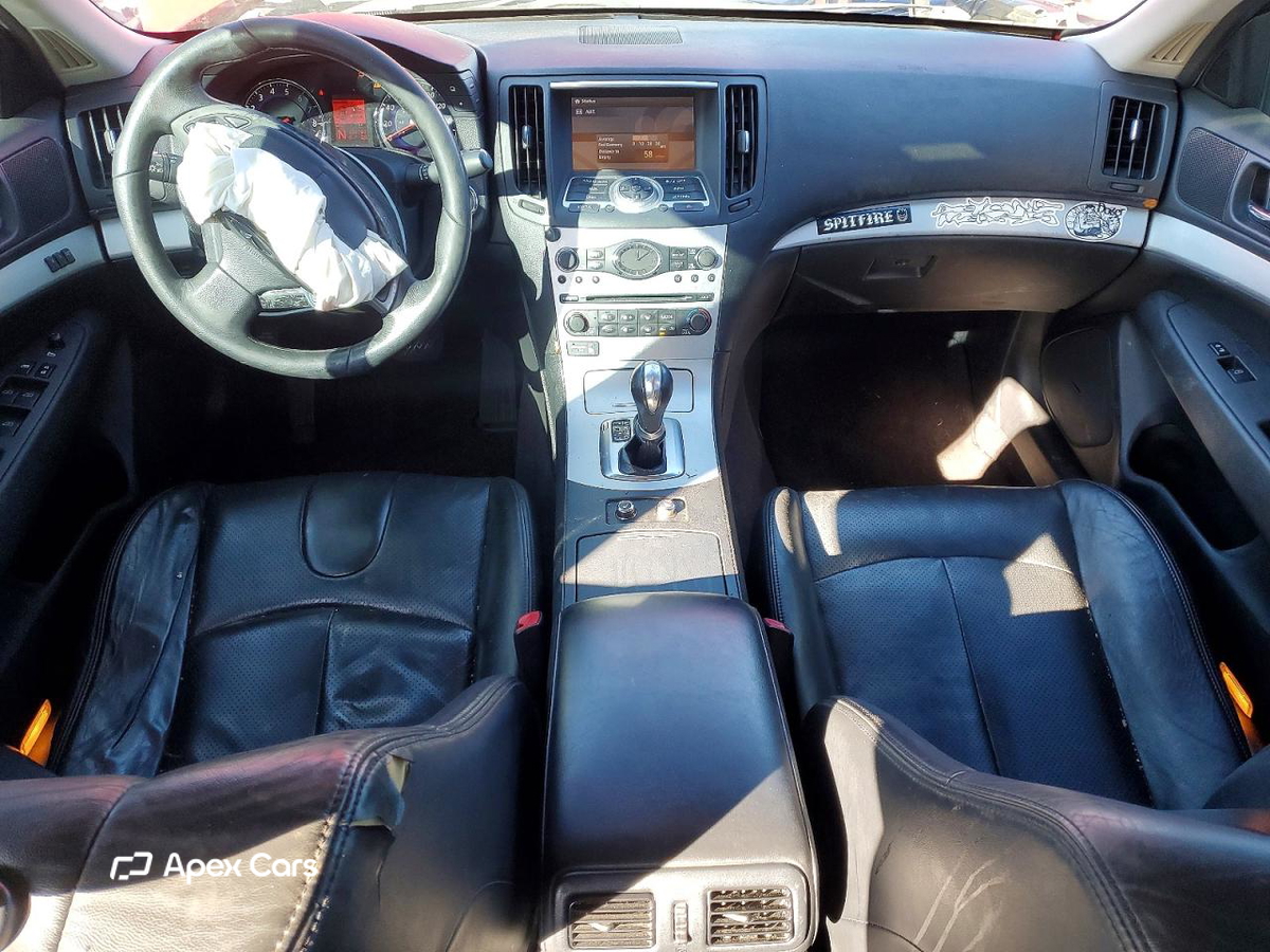 Infiniti  2009