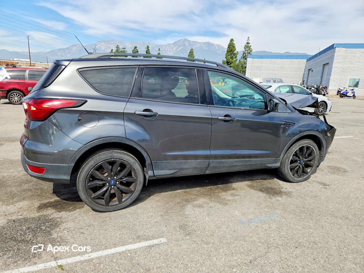 Ford Escape 2019