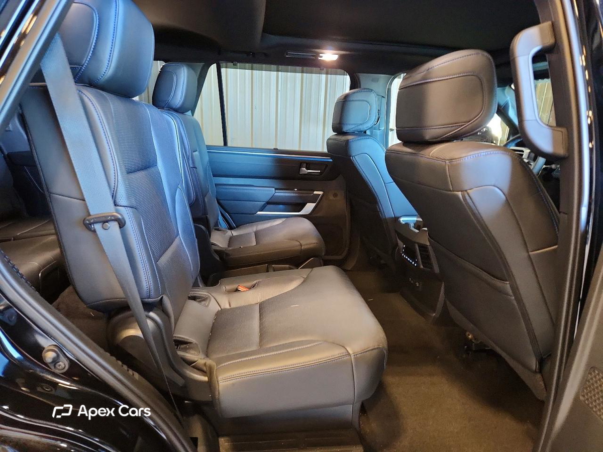 Toyota Sequoia 2024
