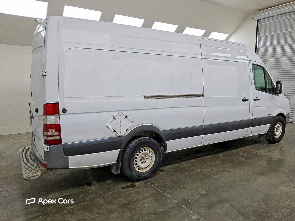Mercedes-Benz Sprinter 2012